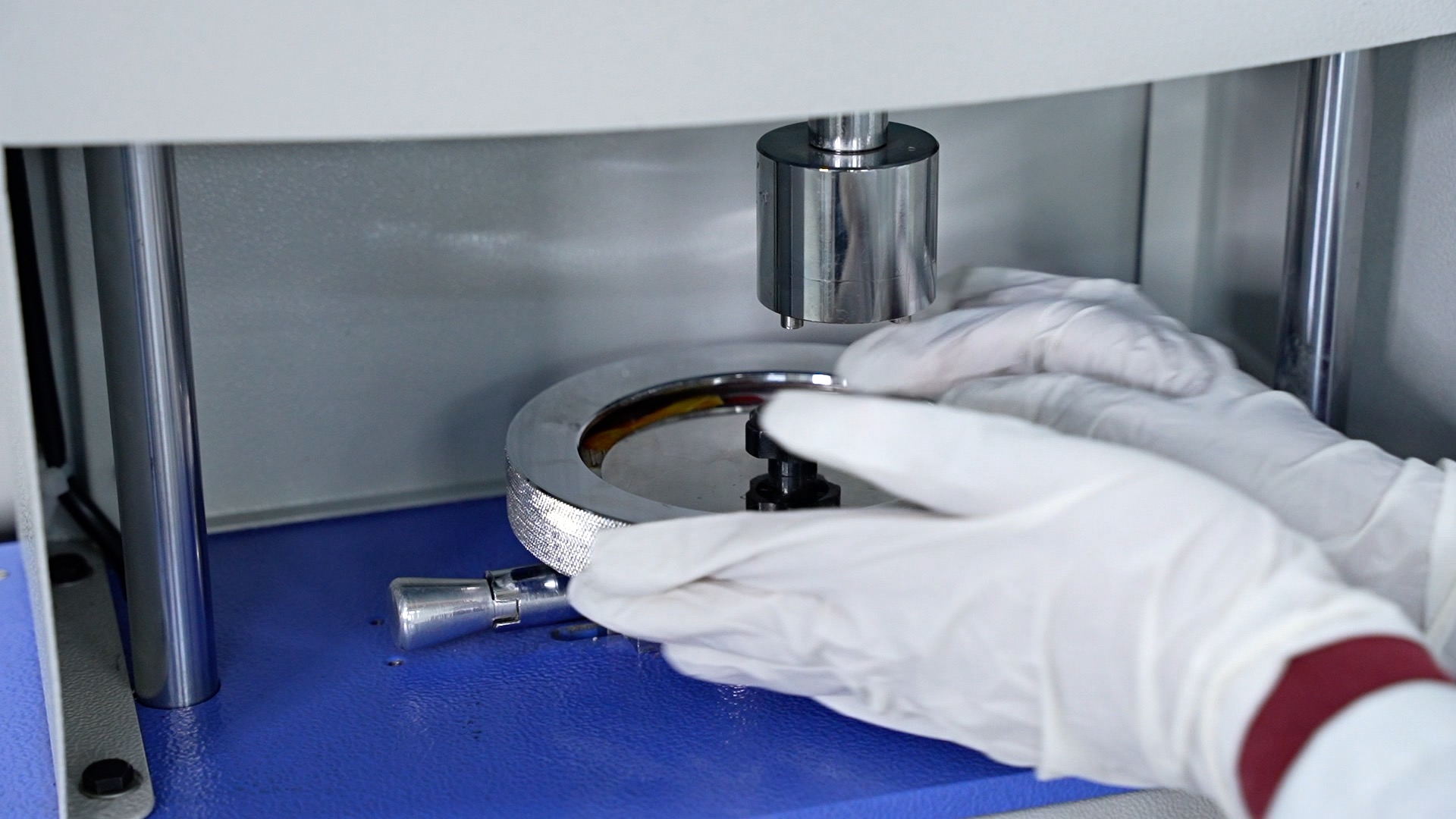 Scuff Resistance Tester